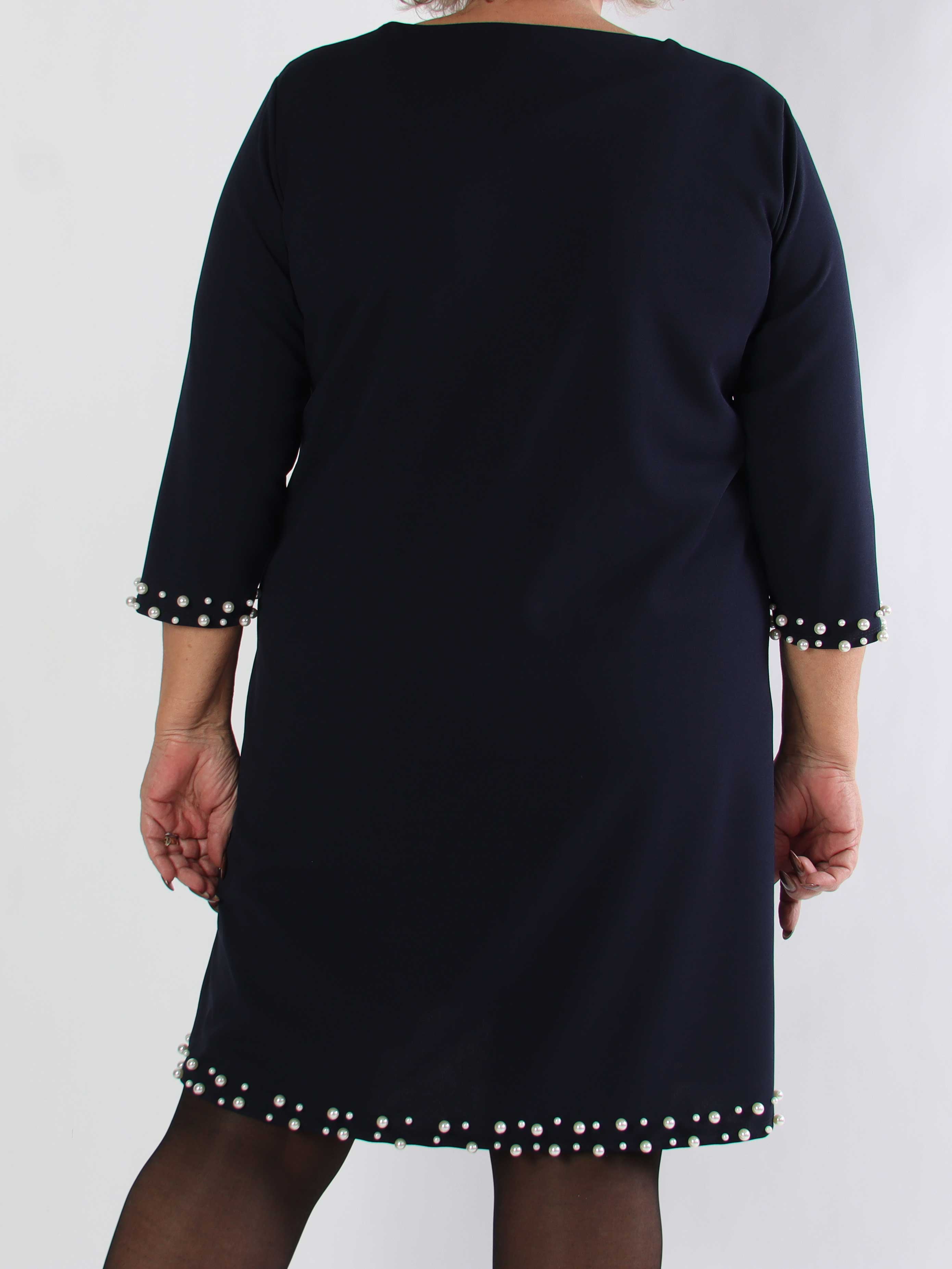 Obi - Klassisk plus size kjole med fine perler